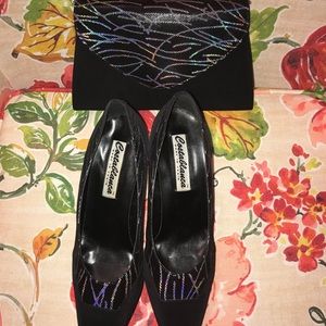 Specialty High heeled shoes with matching purse